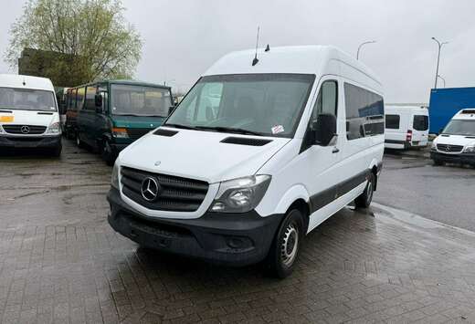 Mercedes-Benz 313 (Stock ID 39817)