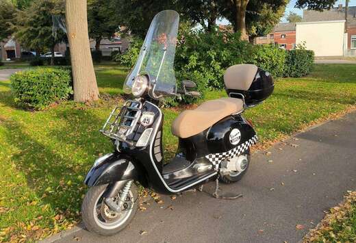 Piaggio Vespa