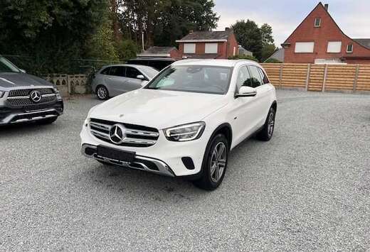 Mercedes-Benz GLC 300 e 4Matic 9G-TRONIC Exclusive
