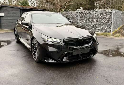 BMW M5 CARBON / HARMAN CARDON / 37gr CO2