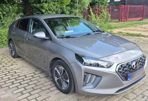 Hyundai Ioniq PHEV 1.6 GDi Shine (BlueLink) DCT