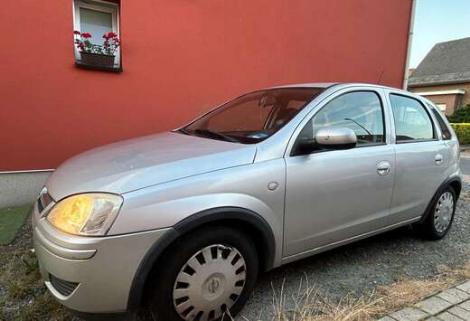 Opel Corsa 1.2i XE 16v Edition Kim Clijsters