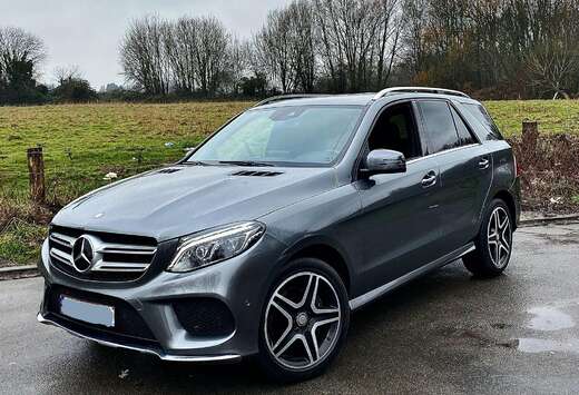 Mercedes-Benz d 4-Matic PACK AMG