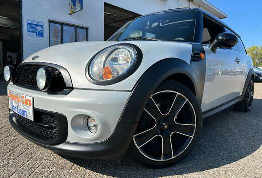 MINI 1.6 D Cruise PanoDak Trekhaak Airco