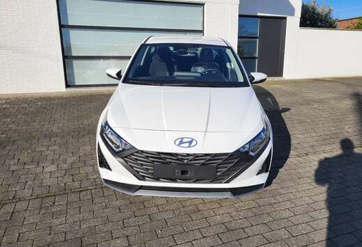 Hyundai 1.2i WAVE NIEUW MODEL NAVI  CAMERA SENSOREN