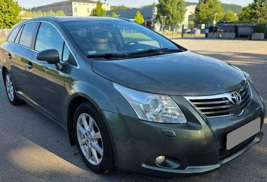 Toyota 2.0 152 ch Premium Multidrive S Automatik
