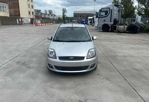Ford 1.3i Trend