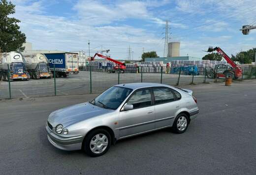 Toyota 1.3i AIRCO BOITE AUTOMATIQUE CLIMATISÉ benoit ...