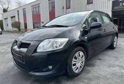 Toyota Auris 1.6i Dual VVT-i AUT/ UNIQUEMENT EXPORT