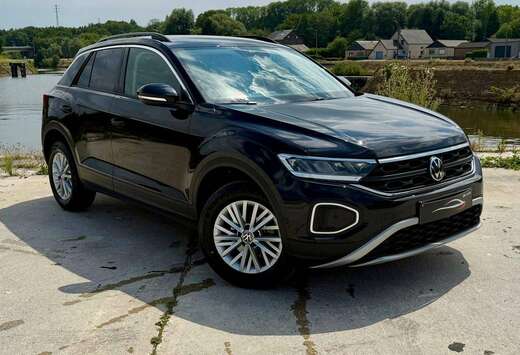 Volkswagen 1.5TSI*DSG*Leather*CarPlay*LED*Historic*1s ...