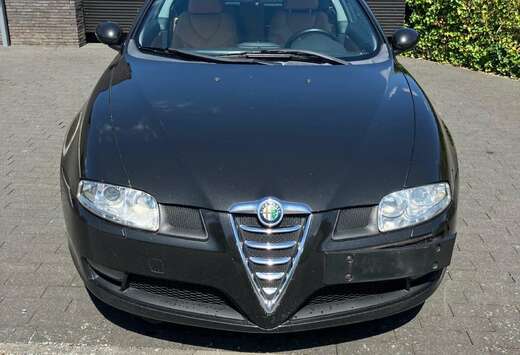 Alfa Romeo 1.9 JTD Progression Etat tres belle