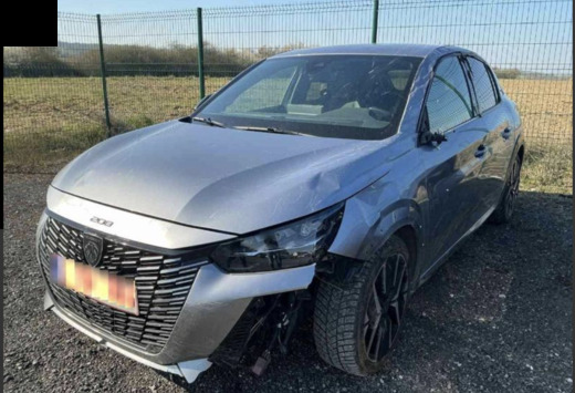 Peugeot 208 1.2i PureTech GT GT