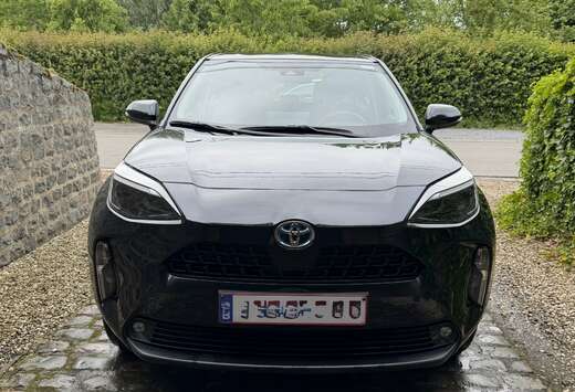 Toyota Hybrid 1.5i VVT-i E-CVT Style
