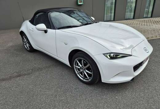 Mazda MX-5 1.5i Skyactiv-G Exclusive-Line