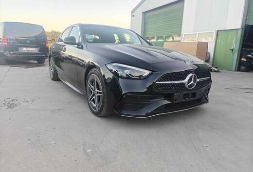 Mercedes-Benz C 180 9G-TRONIC AMG Line
