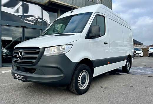 Mercedes-Benz RWD 2.0D 150PK L2H2 *Carplay*Navigatie* ...