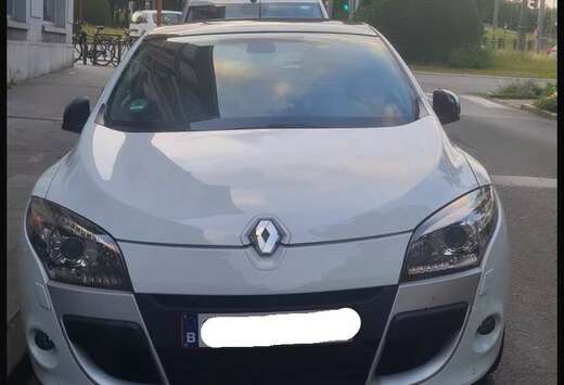 Renault Mégane Coupé 1.5 dCi Bose Edition FAP