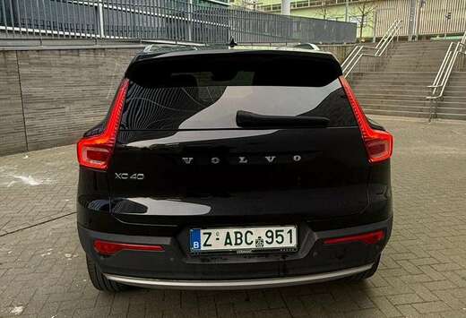 Volvo 1.5 T4 PHEV Inscription Expression