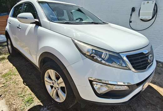 Kia 1.6i 2WD Sense+