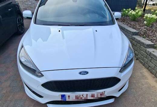 Ford Focus 1.0 EcoBoost ST Line