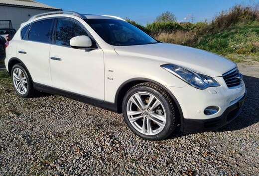 Infiniti 3.0D v6 239cv 83000km Carnet Cuir GPS Airco  ...