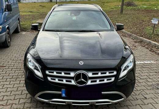 Mercedes-Benz GLA 180 7G-DCT