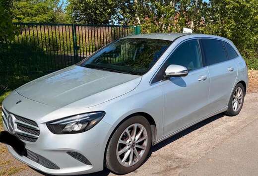 Mercedes-Benz B 200