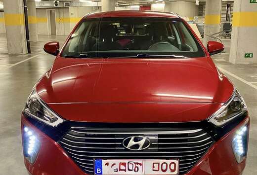 Hyundai Hybrid 1.6 GDI Premium