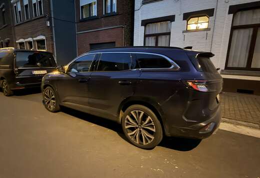 Renault 1.2 E-Tech Iconic 7pl. 200cv