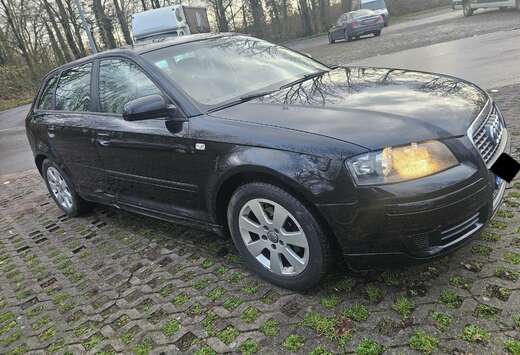 Audi 1.6i 16v FSI Ambiente