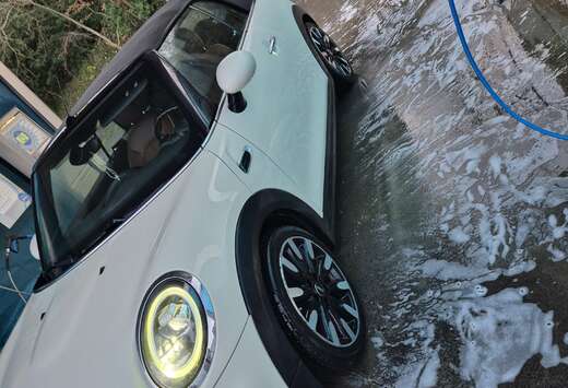 MINI Mini Cabriolet 1.5A Cooper OPF (EU6d-TEMP)