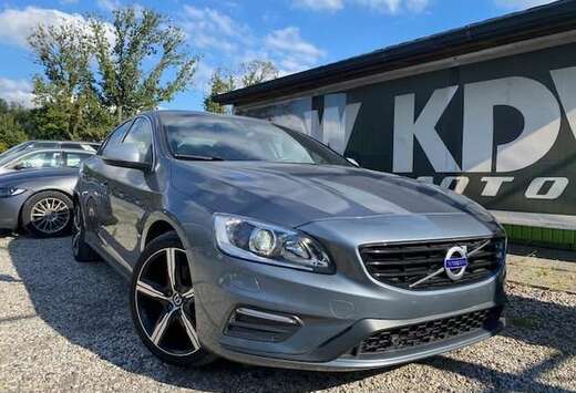 Volvo 2.0 D2 Momentum R-Design Geartronic