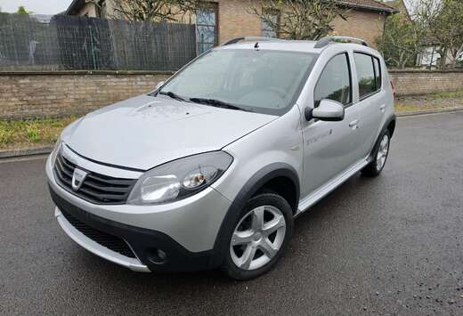 Dacia Sandero Stepway 1.6i Stepway