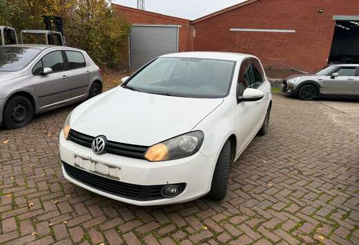 Volkswagen Golf 1.6 CR TDi Highline DPF