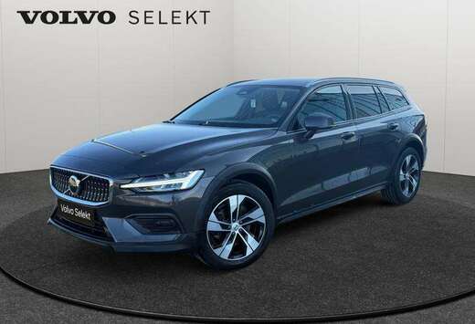 Volvo B4 Plus Dark / Diesel