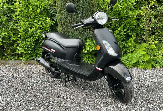 Fiddle 50 i 25km/h
