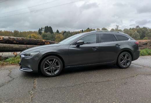 Mazda 2.0i SKYACTIV-G Privilege Edition