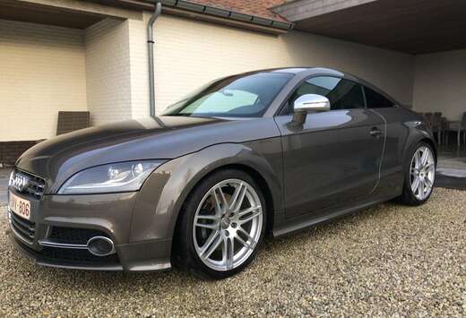 Audi TTS Coupe S tronic