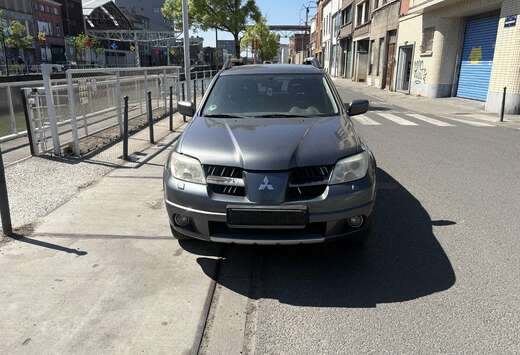 Mitsubishi 2.0 Elégance