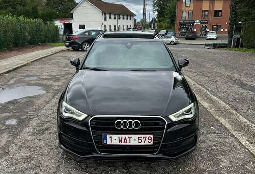 Audi Sportback 1.6 TDi Ambition S line tronic