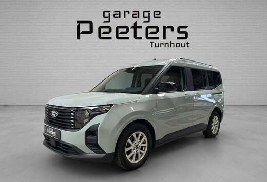 Ford Tourneo Courier 1.0 EcoBoost Titanium