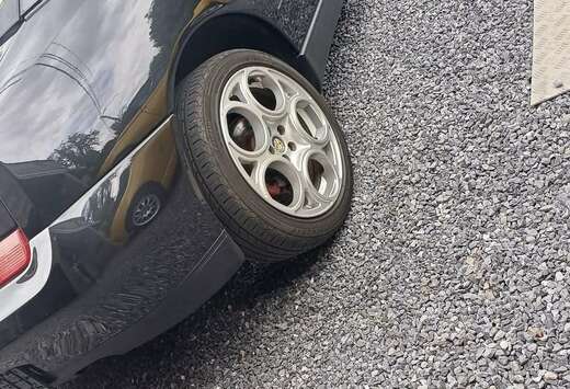 Alfa Romeo 3.0i V6 Lusso