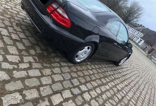 Mercedes-Benz Kompressor Elegance