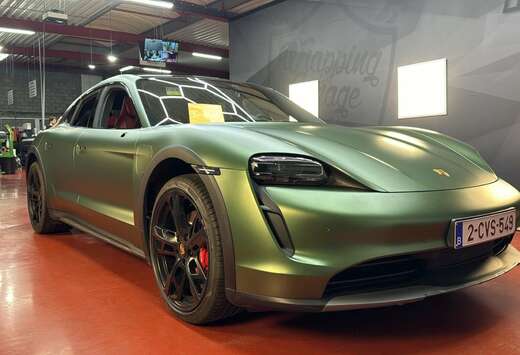 Porsche Taycan 4S Cross Turismo