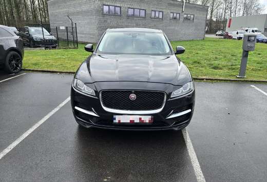 Jaguar F-Pace 2.0 D AWD Pure