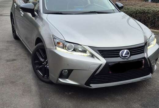 Lexus 1.8i Shadow Edition E-CVT