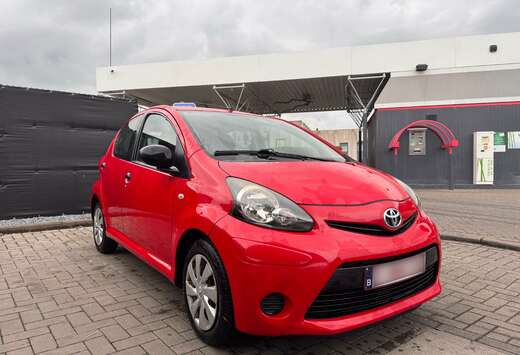 Toyota Aygo Connect