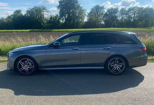 Mercedes-Benz E 220 d 4Matic T 9G-TRONIC AMG Line