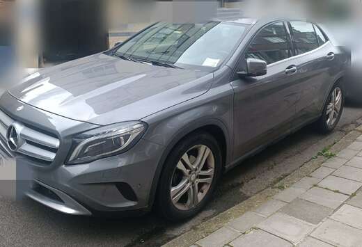 Mercedes-Benz GLA 200 d