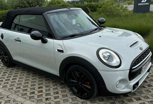 MINI Mini John Cooper Works Cabrio Sport-Aut.